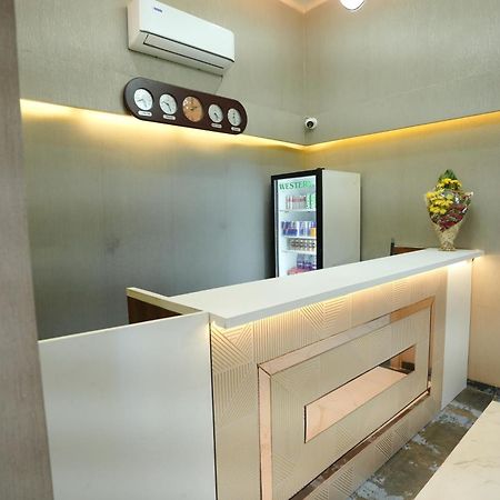 Hotel 6 Seasons, Koregoan Park, 푸네 외부 사진